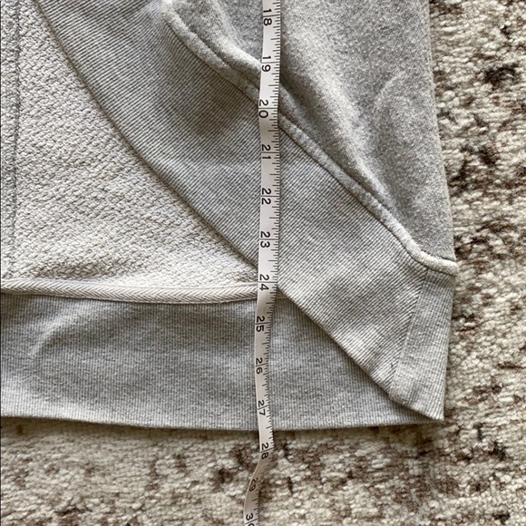 🎉HOST PICK❤️Cardigan sweater - Picture 2 of 6